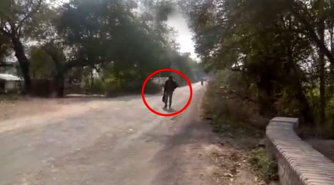 Qısqanc ər arvadını öldürüb, kəsilmiş başla polisə getdi  (FOTOLAR)
